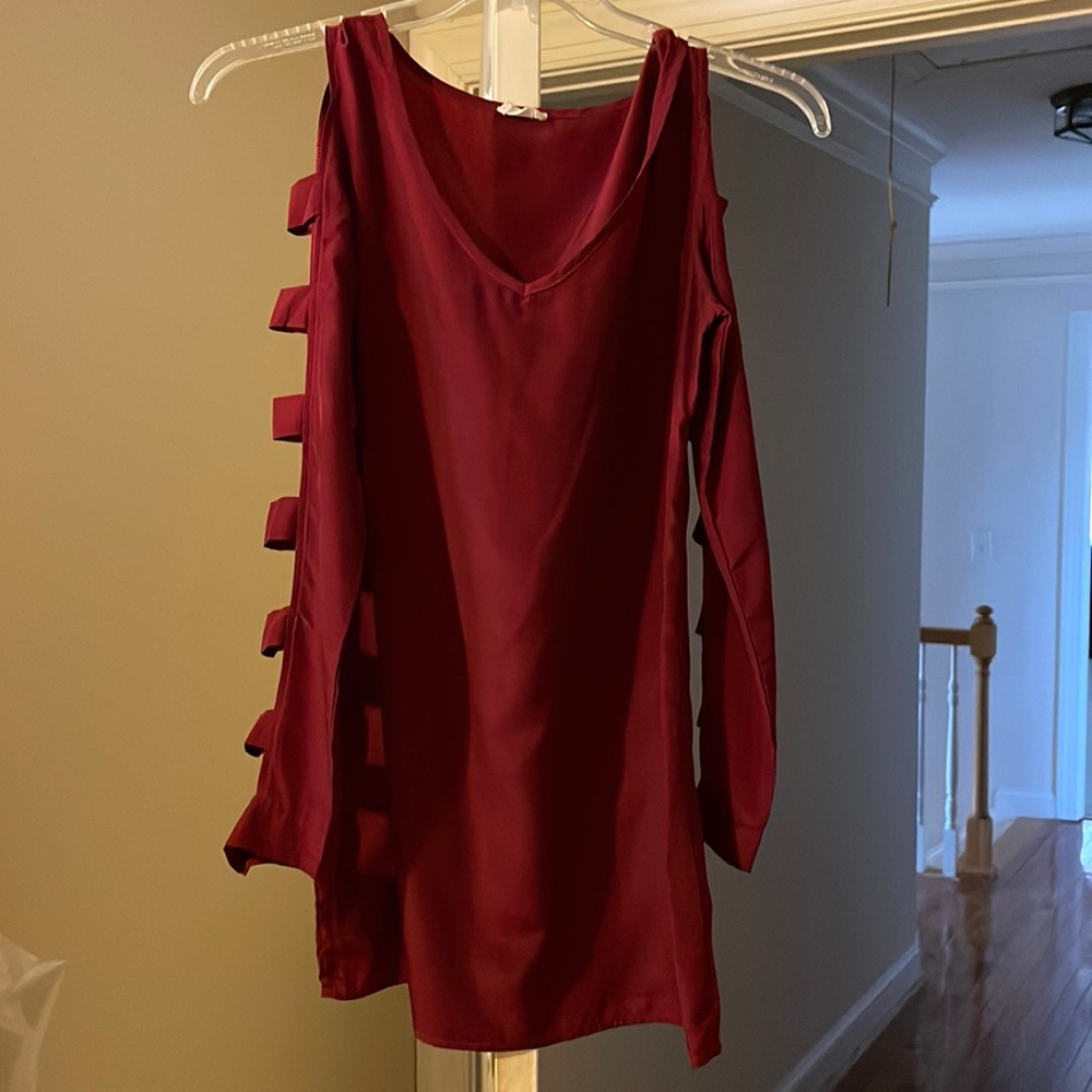 Tobi burgundy mini dress with sleeve cut-outs